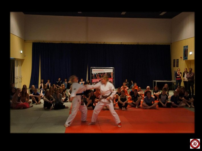 MIRANDA MANIA_MAART_2014-page-016 (Kopie).jpg